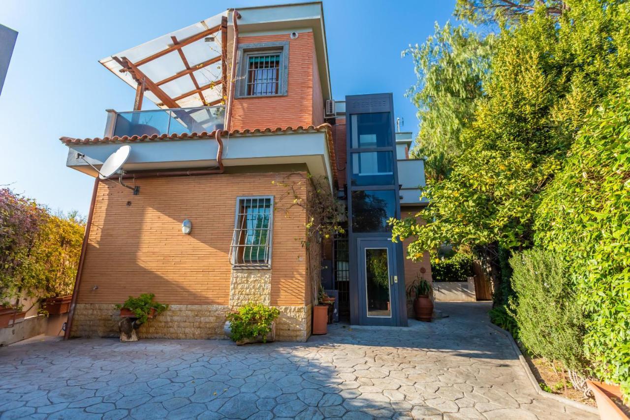 St Peter'S Spacious 4 Bdr With Private Parking Apartment Rome Bagian luar foto