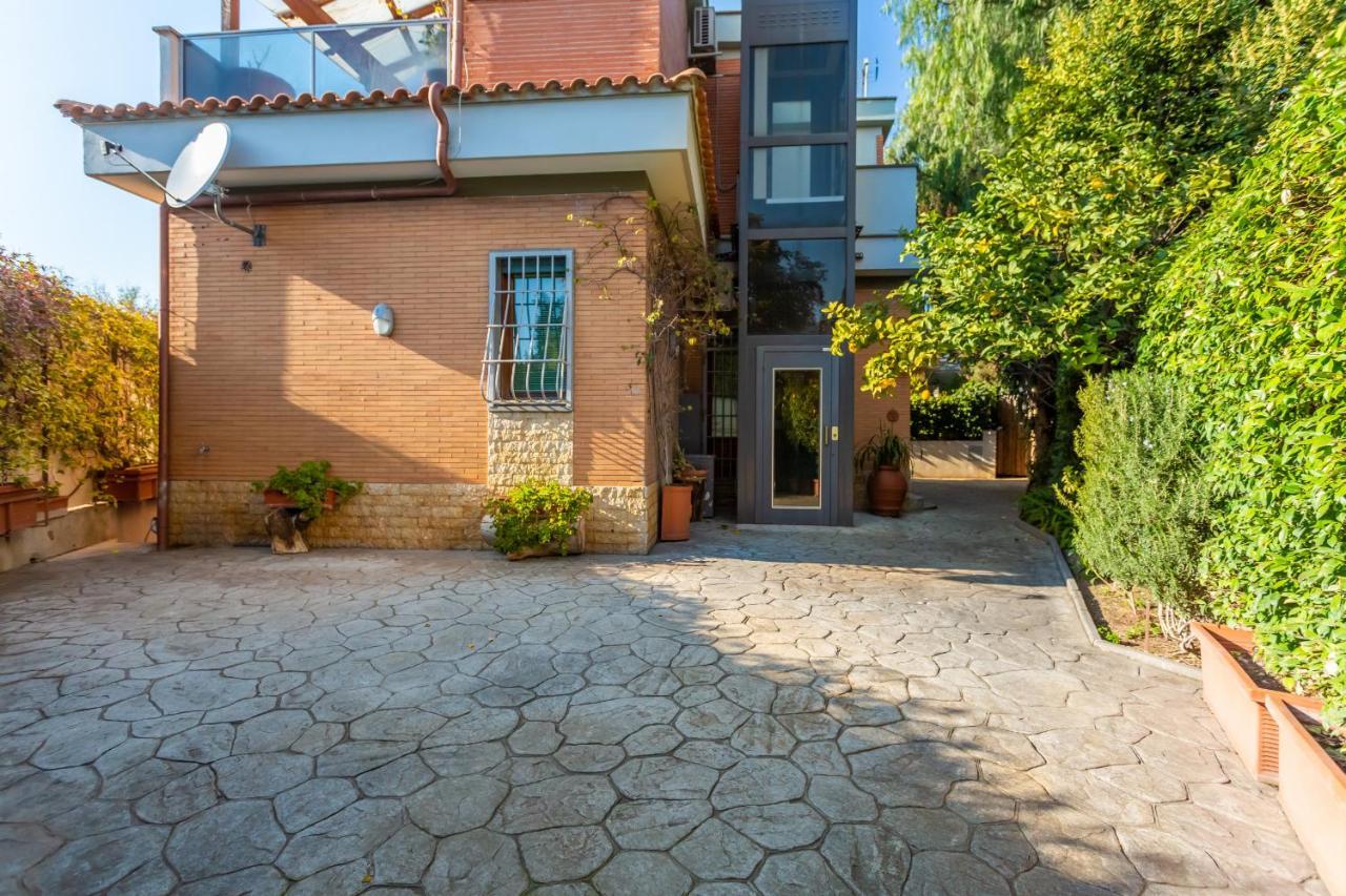 St Peter'S Spacious 4 Bdr With Private Parking Apartment Rome Bagian luar foto