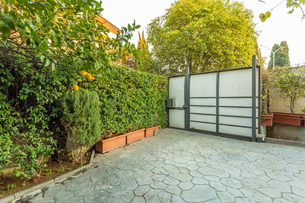 St Peter'S Spacious 4 Bdr With Private Parking Apartment Rome Bagian luar foto